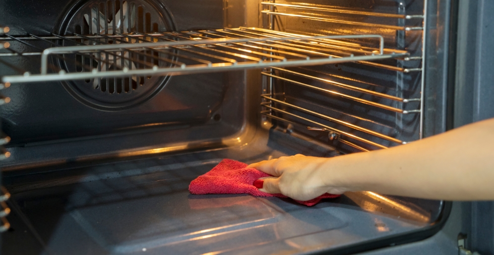 How To Clean A Wall Oven