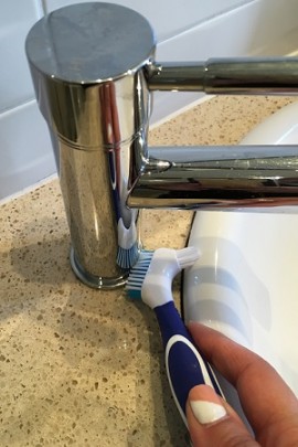 How to Clean Household Taps
