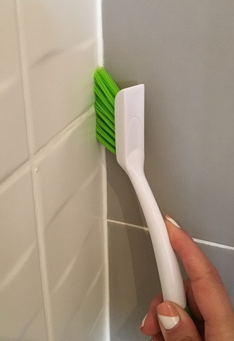 Grout brush 4